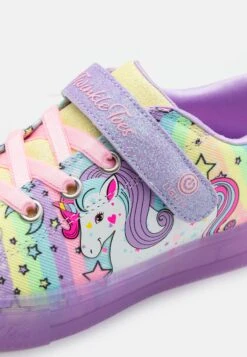 Skechers Twinkle Sparks IceScarpe A StrappoLavender Textile/Multi Trim Bambini Scarpe SK113D0H7-I11 -Chic Scarpe Negozio 09d90c6f31bf4368806ba0ac4d2c8602