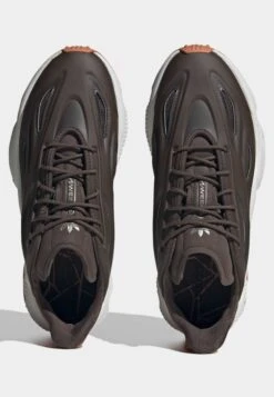 Adidas Originals Ozweego Celox UnisexSneakers BasseBrown Hazy Copper Core White Uomo Scarpe AD115O0VI-O12 10 Adidas Originals Ozweego Celox UnisexSneakers BasseBrown Hazy Copper Core White Uomo Scarpe AD115O0VI-O12 -Chic Scarpe Negozio 0d13cff9ae1d4834beb46e2a07f14500