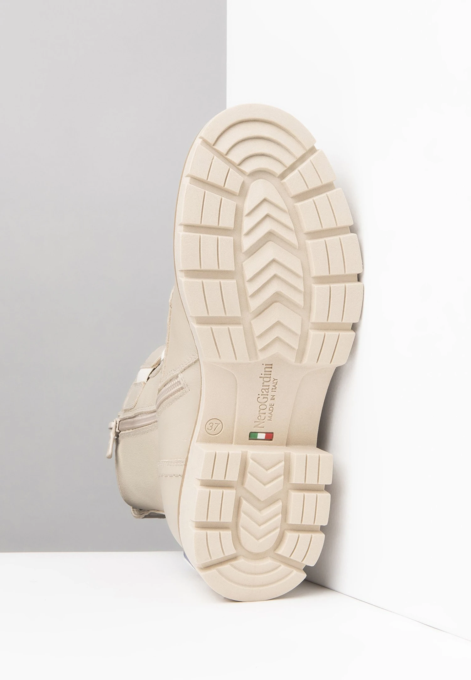 NeroGiardini Stivaletti Con PlateauAvena Donna Stivaletti NET11A0TT-B11 5 NeroGiardini Stivaletti Con PlateauAvena Donna Stivaletti NET11A0TT-B11 - immagine 5