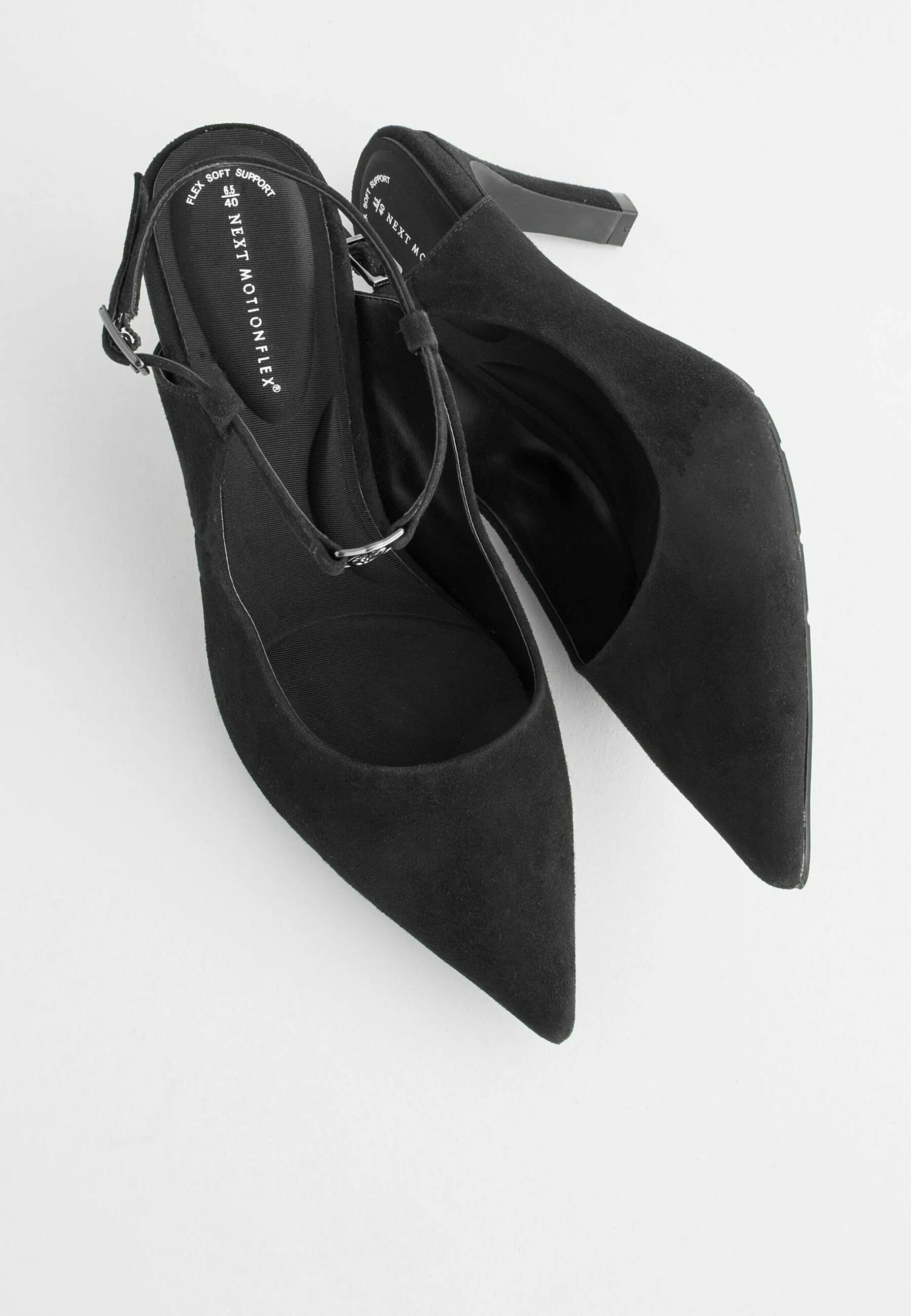 Next Forever Comfort® With Motionflex Hardware Point Toe Heels Regular/Wide FitDecolletéBlack Donna Scarpe Con Tacco NX311B0AK-Q11 5 Next Forever Comfort® With Motionflex Hardware Point Toe Heels Regular/Wide FitDecolletéBlack Donna Scarpe Con Tacco NX311B0AK-Q11 - immagine 5