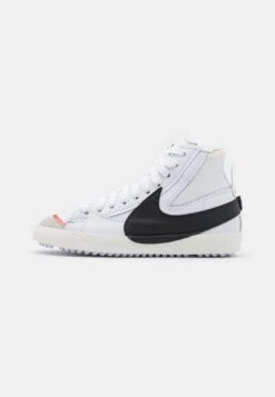 I più venduti 3 Nike Sportswear Blazer Mid '77 Jumbo UnisexSneakers AlteWhite/Black/Sail/Team Orange Donna Sneakers NI112N02S-A11