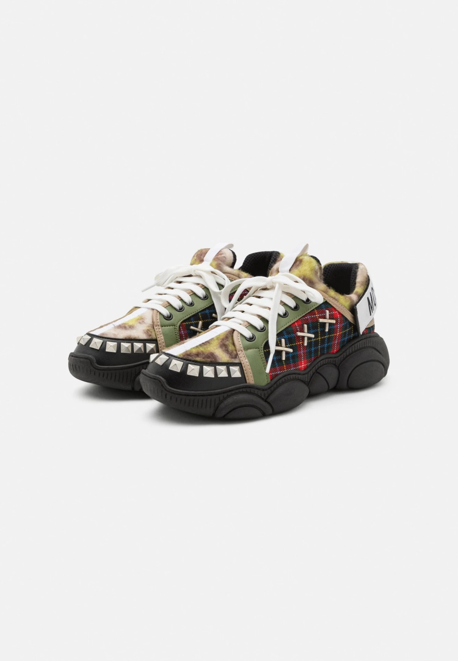 MOSCHINO Teddy ShoesSneakers BasseFantasy Color Uomo Sneaker 6MO12O058-Q11 4 MOSCHINO Teddy ShoesSneakers BasseFantasy Color Uomo Sneaker 6MO12O058-Q11 - immagine 4