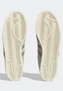 Adidas Originals Superstar UnisexSneakers BassePantone/Magic Beige/Cream White Uomo Scarpe AD115O1JN-T11 10 Adidas Originals Superstar UnisexSneakers BassePantone/Magic Beige/Cream White Uomo Scarpe AD115O1JN-T11 -Chic Scarpe Negozio 1ad09927b3f3495c988d83056ce6b398