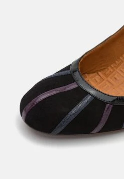 Chie Mihara AgutaDecolletéBlack/Grape/Navy/Iron Donna Scarpe Con Tacco CH211B0DI-Q11 13 Chie Mihara AgutaDecolletéBlack/Grape/Navy/Iron Donna Scarpe Con Tacco CH211B0DI-Q11 -Chic Scarpe Negozio 1e765738eec249a485c962cc4e788862