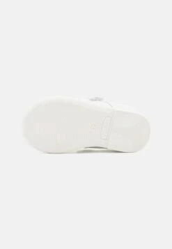 Primigi BabyBallerine Con CinturinoBianco Bambini Scarpe PR313A08T-A11 10 Primigi BabyBallerine Con CinturinoBianco Bambini Scarpe PR313A08T-A11 -Chic Scarpe Negozio 203f414c0f43456a9c356895807bcb7a