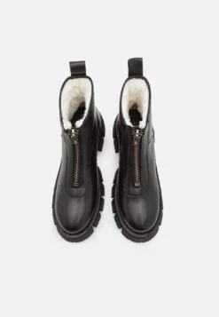 Buffalo Escape Frontzip WarmStivaletti Con PlateauBlack Donna Stivaletti BU311N0FG-Q11 9 Buffalo Escape Frontzip WarmStivaletti Con PlateauBlack Donna Stivaletti BU311N0FG-Q11 -Chic Scarpe Negozio 206b2411c3484516a5301a682676462b