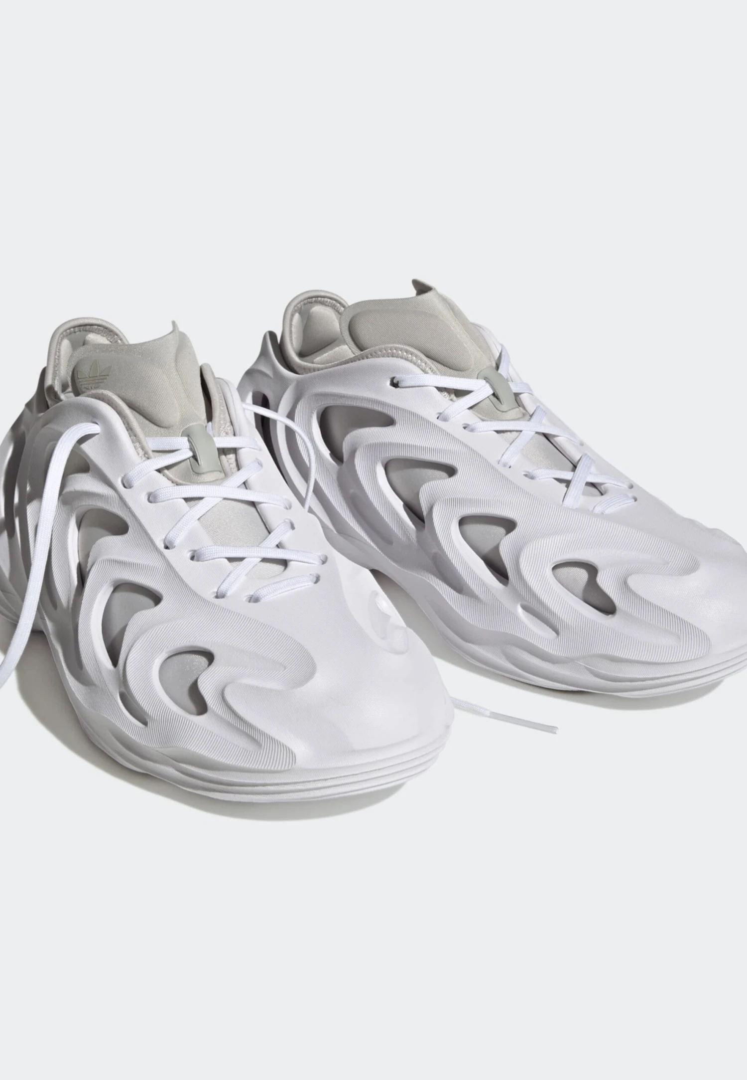 Adidas Originals Adifom Q UnisexSneakers BasseFtwr White/Grey One/Grey Two Donna Scarpe AD115O1HM-A11 2 Adidas Originals Adifom Q UnisexSneakers BasseFtwr White/Grey One/Grey Two Donna Scarpe AD115O1HM-A11 - immagine 2