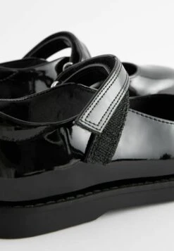 Next School Mary Jane Crepe Sole Shoesfit (F)Ballerine Con CinturinoBlack Patent Bambini Ballerine NX313A0BS-Q12 -Chic Scarpe Negozio 25fd068e8ce04dfe9cebe2dbb3526248