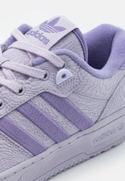 Adidas Originals Rivalry Tr UnisexSneakers BasseLilac Uomo Scarpe AD115O1JS-I11 -Chic Scarpe Negozio 261d1a8d19ad4e028376f068fa11bc64