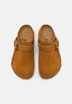 Birkenstock Lutry Premium UnisexPantofoleOcker Uomo Pantofole BI115G06R-O11 9 Birkenstock Lutry Premium UnisexPantofoleOcker Uomo Pantofole BI115G06R-O11 -Chic Scarpe Negozio 26525e375b6f4973bce2bdebbc126bf7