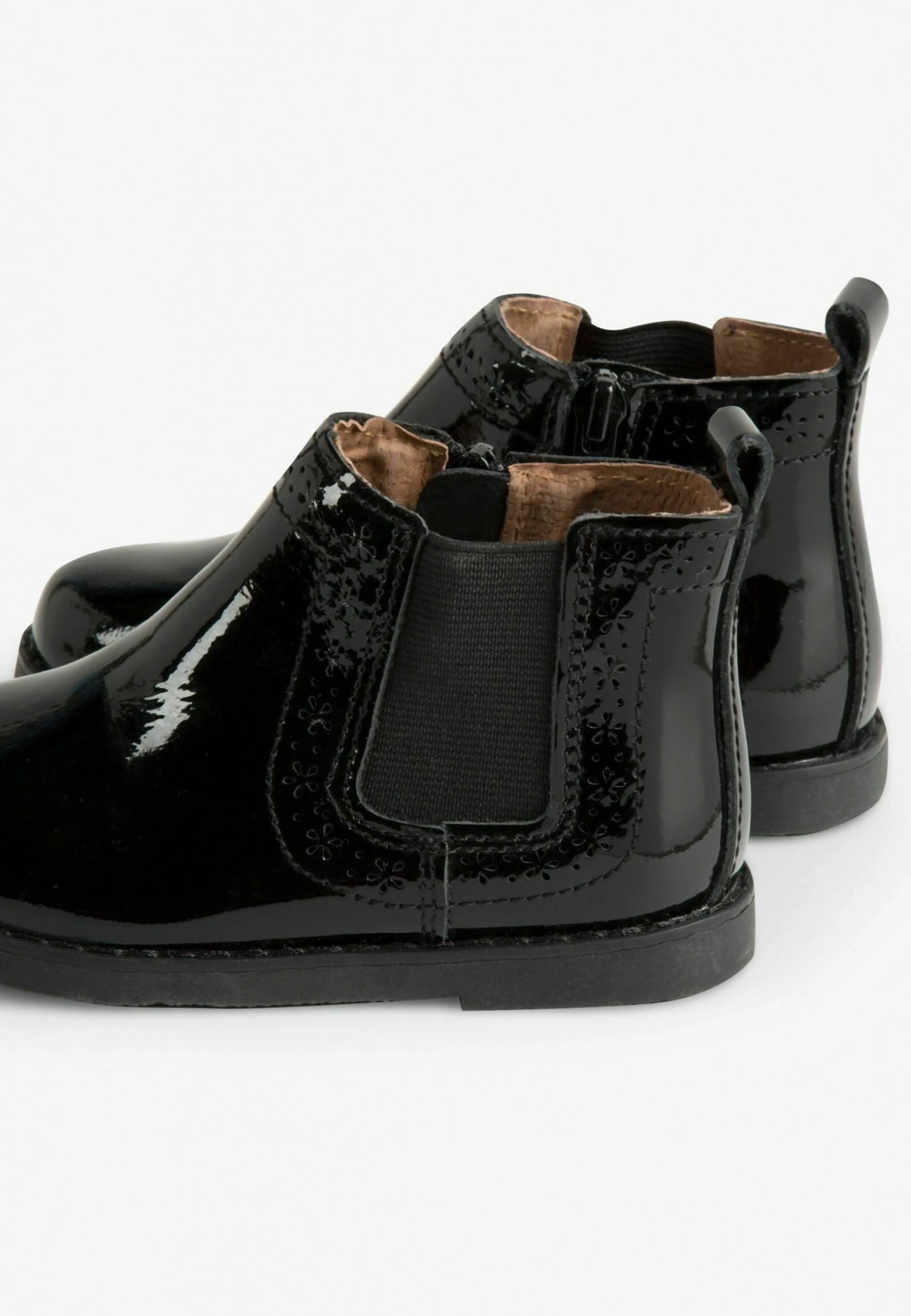 Jojo Maman Bebe Jojo Maman Bã©Bã© Patent Pretty Leather Chelsea BootsStivalettiBlack Bambini Scarpe Neonato J2613I000-Q11 5 Jojo Maman Bebe Jojo Maman Bã©Bã© Patent Pretty Leather Chelsea BootsStivalettiBlack Bambini Scarpe Neonato J2613I000-Q11 - immagine 5