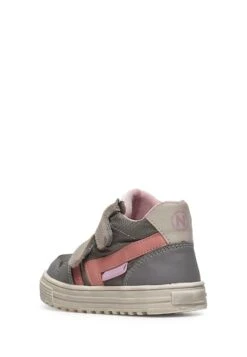 Naturino Ceonia High Wp Vl - Sneakers Basse - Grau 9 Naturino Ceonia High Wp Vl - Sneakers Basse - Grau -Chic Scarpe Negozio 2e2a2d8740814a2a897d094b604112dd