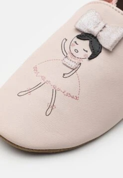 ROBEEZ Ballet Passion - Pantofole - Rose 11 ROBEEZ Ballet Passion - Pantofole - Rose -Chic Scarpe Negozio 2f1c4cbc345046a780814d24c97665ec