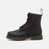 Dr. Martens 1460 Pascal UnisexStivaletti StringatiBlack Outlaw Uomo Stivaletti/Stivali DO215K06K-Q11