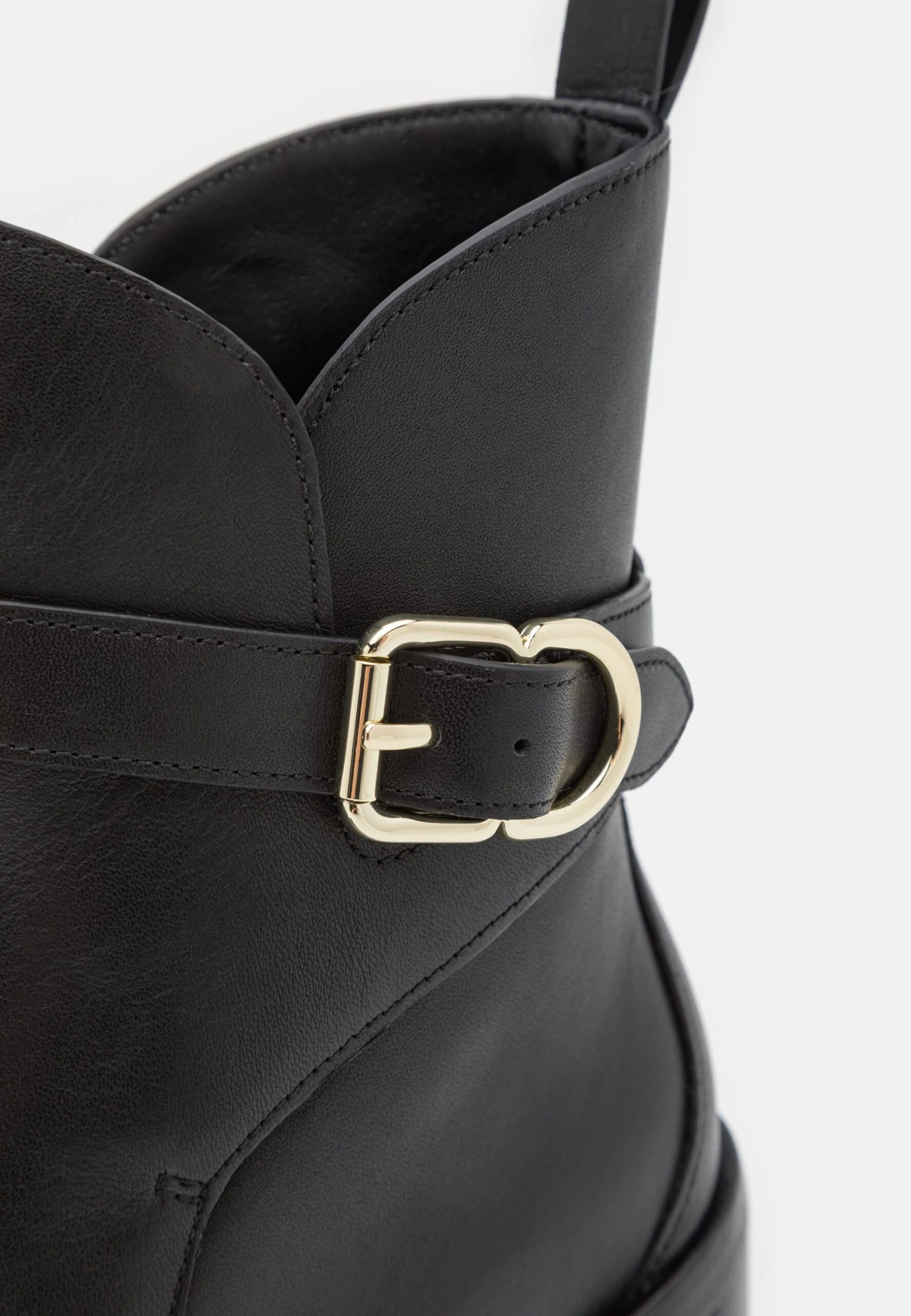 3.1 Phillip Lim Alexa With Ankle StrapStivalettiBlack Donna Stivaletti 31011N015-Q11 7 3.1 Phillip Lim Alexa With Ankle StrapStivalettiBlack Donna Stivaletti 31011N015-Q11 - immagine 7