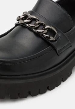 KOI FOOTWEAR Shenron Mens Chain Black LoafersScarpe Senza LacciBlack Uomo Scarpe Basse KOF12C00A-Q11 11 KOI FOOTWEAR Shenron Mens Chain Black LoafersScarpe Senza LacciBlack Uomo Scarpe Basse KOF12C00A-Q11 -Chic Scarpe Negozio 3752e3586ade483db760d74c84b95523