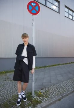 Vans Ua Era - Sneakers Basse - Black -Chic Scarpe Negozio 397531880f1f4c7b84ed8bfb79e19380