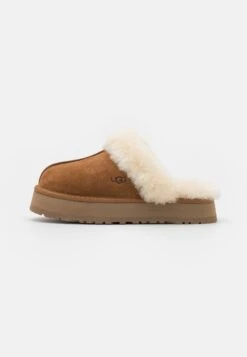 Ugg Disquette - Pantofole - Chestnut 10 Ugg Disquette - Pantofole - Chestnut -Chic Scarpe Negozio 42a2acb95da241bc8fb872858707ea5a