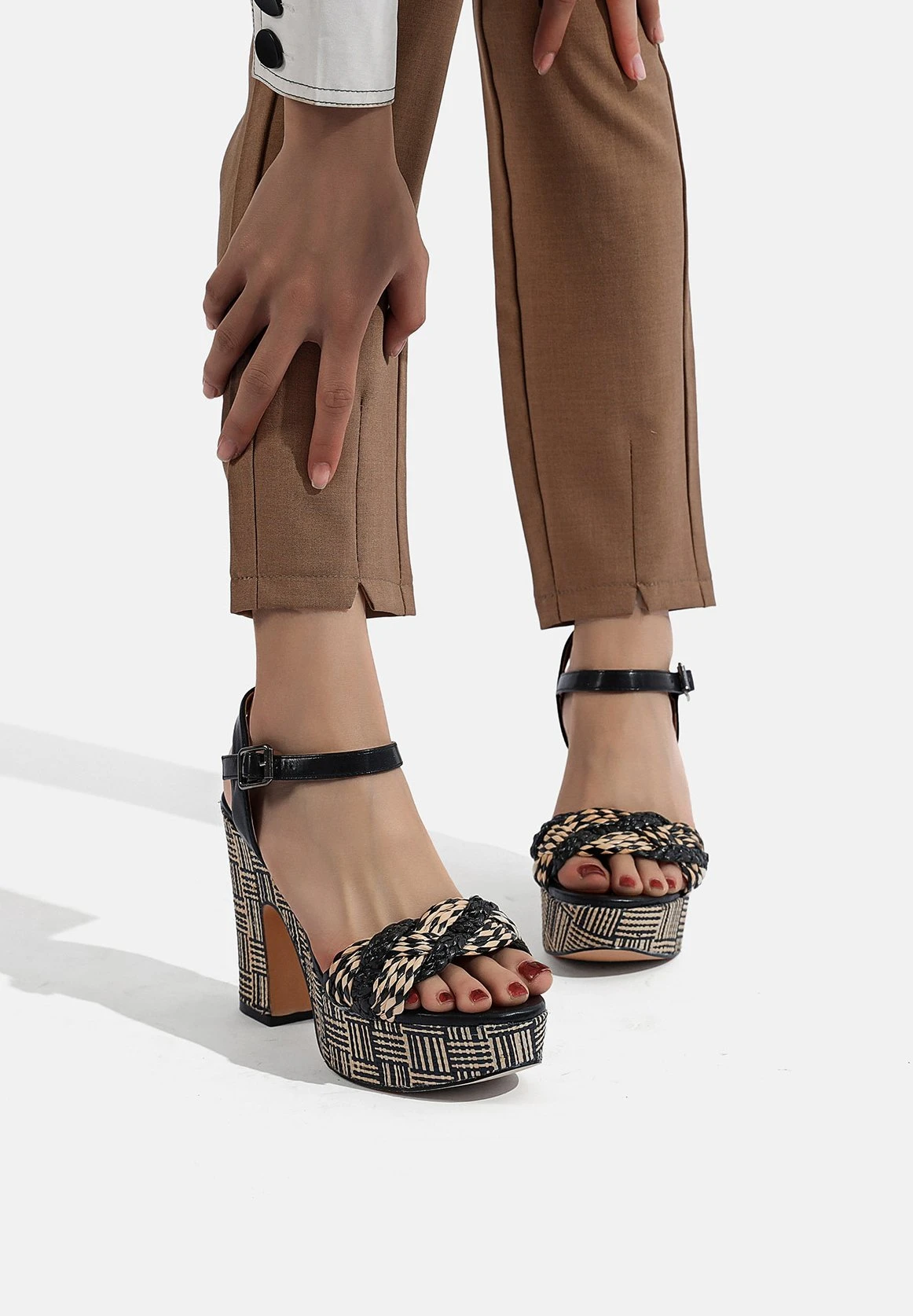 Sandali Con PlateauNero Donna Tacchi Alti QUL11A0AS-Q11 1 Sandali Con PlateauNero Donna Tacchi Alti QUL11A0AS-Q11