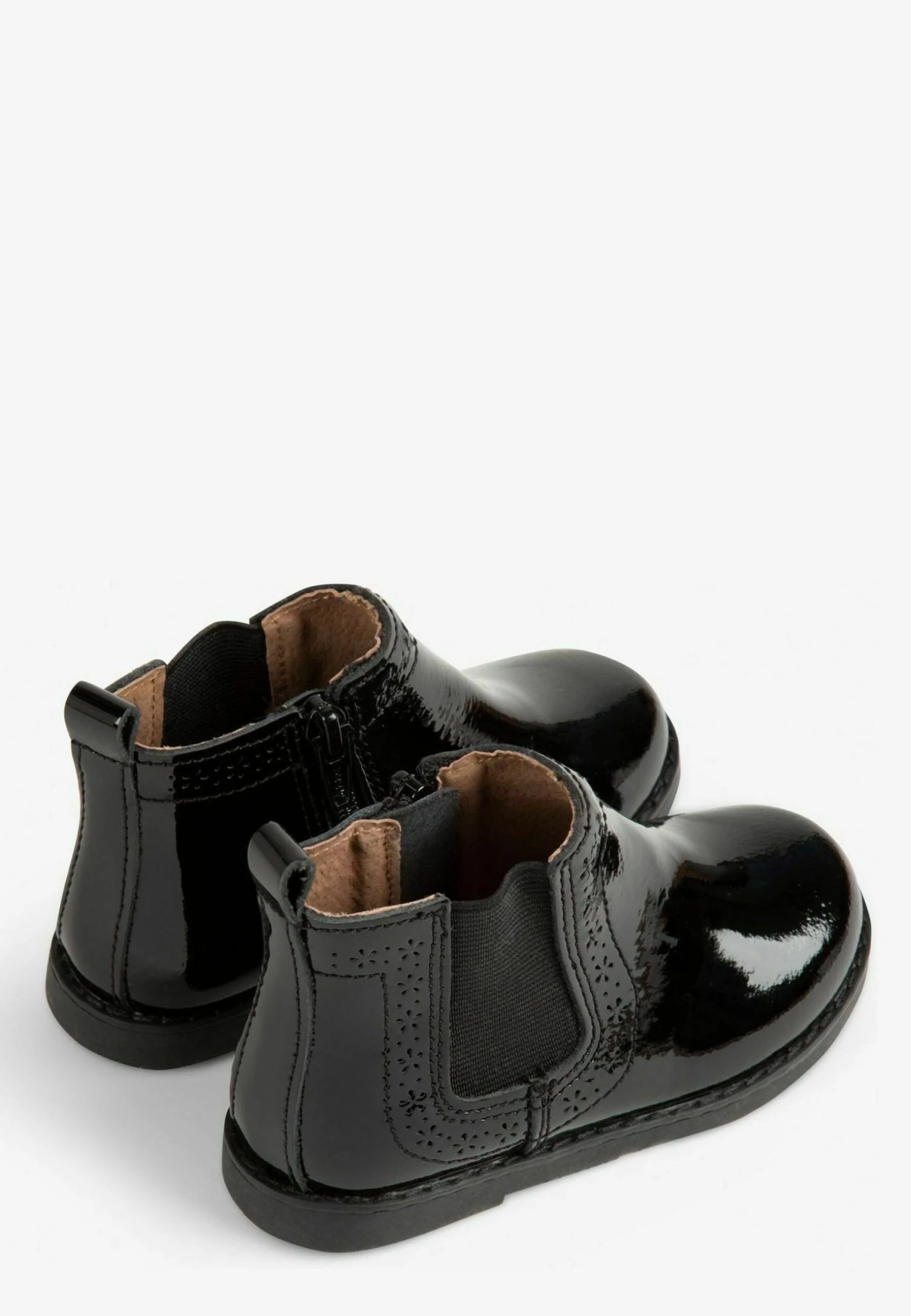 Jojo Maman Bebe Jojo Maman Bã©Bã© Patent Pretty Leather Chelsea BootsStivalettiBlack Bambini Scarpe Neonato J2613I000-Q11 4 Jojo Maman Bebe Jojo Maman Bã©Bã© Patent Pretty Leather Chelsea BootsStivalettiBlack Bambini Scarpe Neonato J2613I000-Q11 - immagine 4