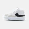 Nike Sportswear Blazer Mid Crib UnisexSneakers AlteWhite/Black Bambini Sneakers NI114D0H7-A11