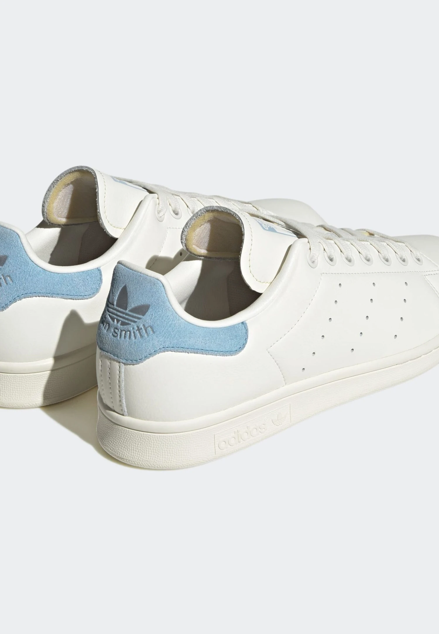 Adidas Originals Stan Smith UnisexSneakers BasseCore White Off White Preloved Blue Uomo Scarpe AD115O1I9-A11 7 Adidas Originals Stan Smith UnisexSneakers BasseCore White Off White Preloved Blue Uomo Scarpe AD115O1I9-A11 - immagine 7