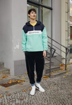 Nike Sportswear Blazer Mid '77 Jumbo UnisexSneakers AlteWhite/Black/Sail/Team Orange Donna Sneakers NI112N02S-A11 -Chic Scarpe Negozio 45d3bee91c984f76b814030bc479b526