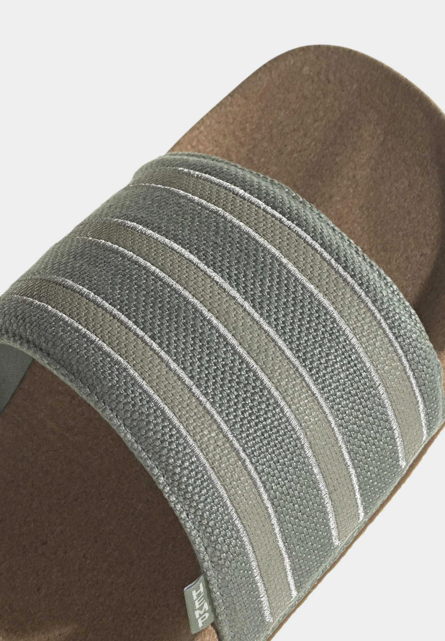 Adidas Originals Adilette UnisexCiabattineSilver Green/Pantone/Gum Uomo Scarpe AD115G02A-M11 4 Adidas Originals Adilette UnisexCiabattineSilver Green/Pantone/Gum Uomo Scarpe AD115G02A-M11 - immagine 4