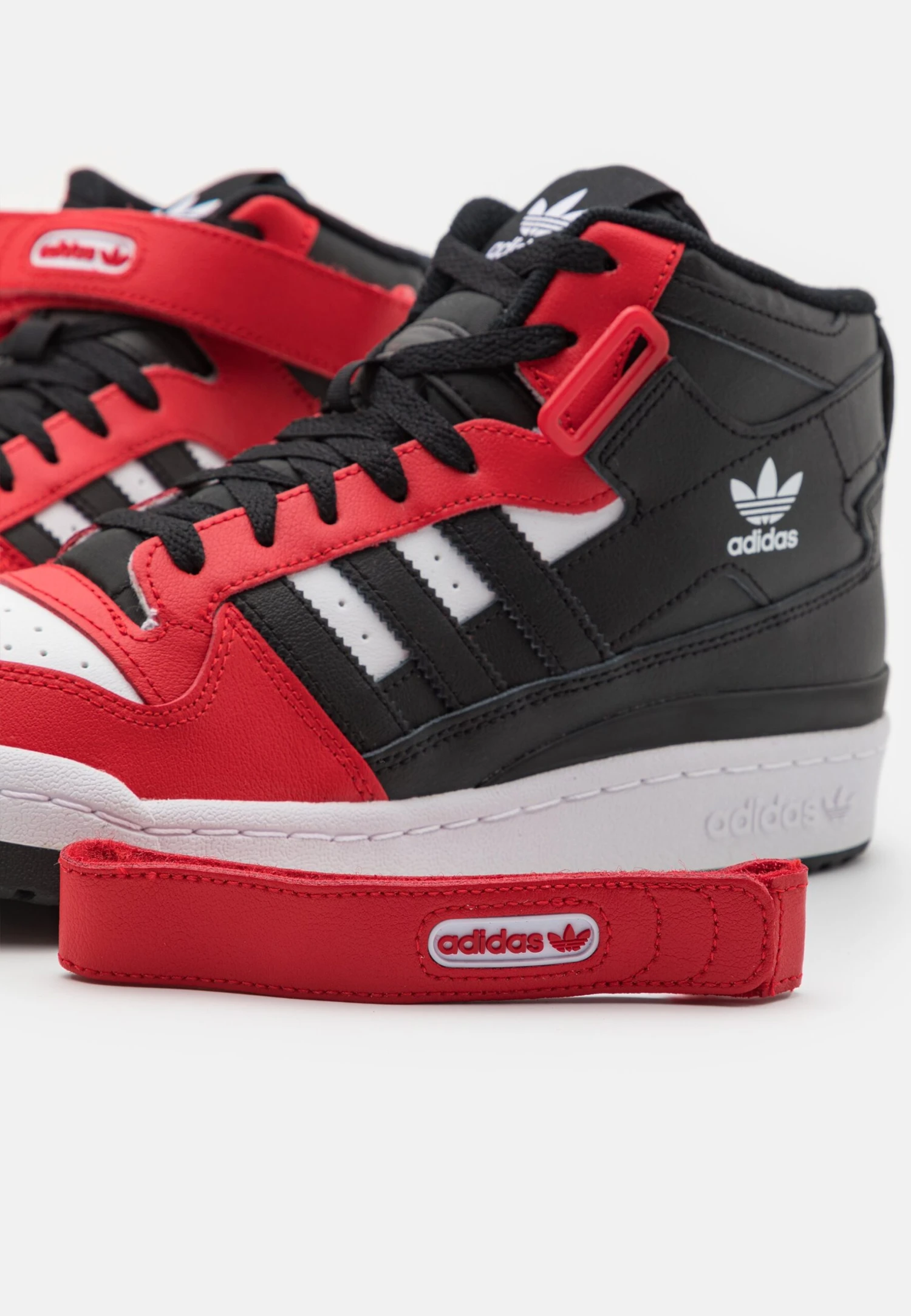 Adidas Originals Forum Mid UnisexSneakers AlteBetter Scarlet/Footwear White/Core Black Donna Scarpe AD115N03J-G11 6 Adidas Originals Forum Mid UnisexSneakers AlteBetter Scarlet/Footwear White/Core Black Donna Scarpe AD115N03J-G11 - immagine 6