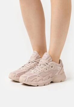 Adidas Originals Astir WSneakers BasseTaupe/Quartz Donna Scarpe AD111A21B-B11
