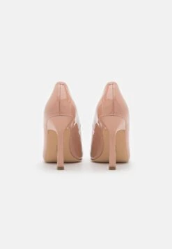 Steve Madden MartinaDecolletéBlush Donna Scarpe ST311B06C-J11 9 Steve Madden MartinaDecolletéBlush Donna Scarpe ST311B06C-J11 -Chic Scarpe Negozio 4b22f5837ef646e28282815644c8a442