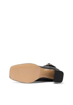 Stivaletti Texani / BikerNero Donna Stivaletti QUL11N03L-Q11 12 Stivaletti Texani / BikerNero Donna Stivaletti QUL11N03L-Q11 -Chic Scarpe Negozio 4d61ea604204409f8ff5a3d9eb4c1fed