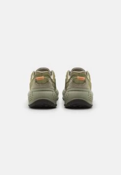 Adidas Originals Ozrah UnisexSneakers BasseOrbit Green/Feather Grey/Shadow Olive Uomo Scarpe AD115O1FP-N11 8 Adidas Originals Ozrah UnisexSneakers BasseOrbit Green/Feather Grey/Shadow Olive Uomo Scarpe AD115O1FP-N11 -Chic Scarpe Negozio 5201da8d3d484fb5a8897f7907dd30dd