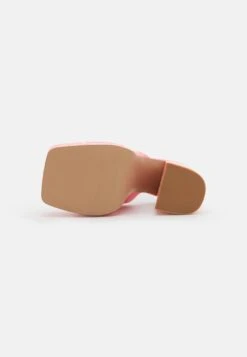 Steve Madden TrixieCiabattinePink/Orange Donna Scarpe ST311A0Q6-J11 10 Steve Madden TrixieCiabattinePink/Orange Donna Scarpe ST311A0Q6-J11 -Chic Scarpe Negozio 520e4a2ba45c489ca00386becf82a9da