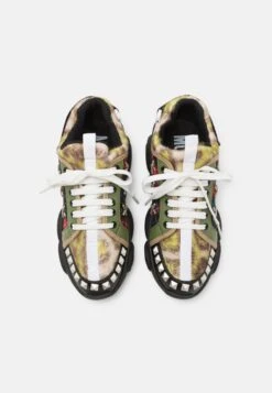 MOSCHINO Teddy ShoesSneakers BasseFantasy Color Uomo Sneaker 6MO12O058-Q11 13 MOSCHINO Teddy ShoesSneakers BasseFantasy Color Uomo Sneaker 6MO12O058-Q11 -Chic Scarpe Negozio 56413691d60e405aa4f9833b3f6307e2