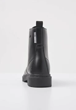 British Knights Stivaletti StringatiBlack Donna Stivaletti B2411N006-Q11 10 British Knights Stivaletti StringatiBlack Donna Stivaletti B2411N006-Q11 -Chic Scarpe Negozio 58d3443dc5a44932a456e0c3f859eef6