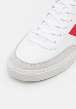 Lacoste Court Master Pro Sneakers BasseWhite/Red Uomo Scarpe LA212O0GG-A11 11 Lacoste Court Master Pro Sneakers BasseWhite/Red Uomo Scarpe LA212O0GG-A11 -Chic Scarpe Negozio 5a1a0e81f693406bbb3f00293b53d16c