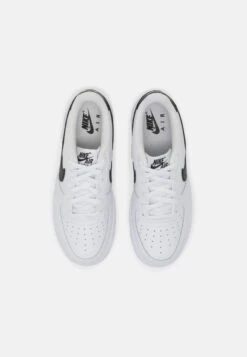 Nike Sportswear Air Force 1 - Sneakers Basse - White/Black 15 Nike Sportswear Air Force 1 - Sneakers Basse - White/Black -Chic Scarpe Negozio 61239ee41c8c40a9a2ee10b48c11aec6