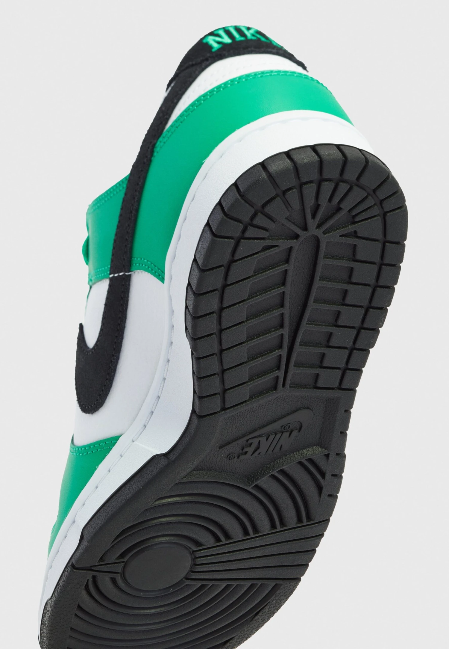 Nike Sportswear Dunk Low UnisexSneakers BasseStadium Green/Black/White Uomo Sneaker NI115O04Q-M11 6 Nike Sportswear Dunk Low UnisexSneakers BasseStadium Green/Black/White Uomo Sneaker NI115O04Q-M11 - immagine 6