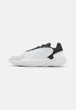 Adidas Originals Ozelia UnisexSneakers BasseFootwear White/Core Black Donna Scarpe AD115O1BJ-A11