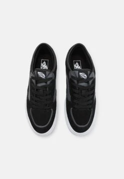 Vans Rowley Classic UnisexScarpe SkateBlack/Asphalt Uomo Sneaker VA215O0C4-Q11 9 Vans Rowley Classic UnisexScarpe SkateBlack/Asphalt Uomo Sneaker VA215O0C4-Q11 -Chic Scarpe Negozio 7262d826dec44b8c8fe47b26978d90ce