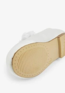 Next Bridesmaid Collection Corsage Mary Jane OccasionScarpe Primi PassiWhite Stain Resistant Satin Bambini Scarpe Neonato NX313A0A3-A11 6 Next Bridesmaid Collection Corsage Mary Jane OccasionScarpe Primi PassiWhite Stain Resistant Satin Bambini Scarpe Neonato NX313A0A3-A11 -Chic Scarpe Negozio 72bd2a4bcdee46a1817efccd8c3f47f6