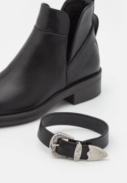 ONLY Shoes Onlbloom 5 TronchettiBlack Donna Stivaletti OS411N08H-Q11 -Chic Scarpe Negozio 78266530aa784226ae7ce1e61ba656e7