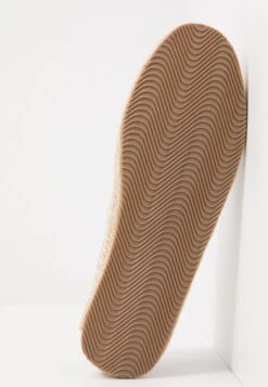 Pier One Rena Espadrille Unisex - Espadrillas - White/Blue -Chic Scarpe Negozio 783aaa02540843288d52301a1f116eed