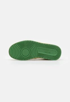 Lacoste Sneakers Alte - White/Green 10 Lacoste Sneakers Alte - White/Green -Chic Scarpe Negozio 8732c5fb78fc461594260ce64efd9a9b