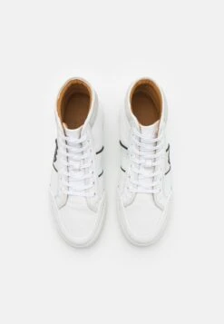 BELSTAFF Phoenix - Sneakers Alte - White 9 BELSTAFF Phoenix - Sneakers Alte - White -Chic Scarpe Negozio 8a3db29414d042c0982f28d624033518