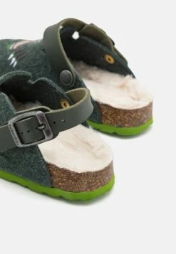 Superfit Fußbettpantoffel - Pantofole - Grün 11 Superfit Fußbettpantoffel - Pantofole - Grün -Chic Scarpe Negozio 92fd76d3c5454fa6942abbaff670b6fc