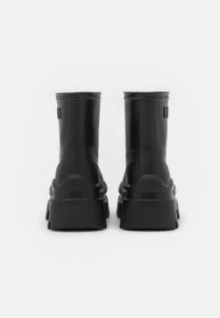 MSGM Stivale Donna Womans BootStivali Di GommaBlack Donna Stivali MG611N01J-Q11 10 MSGM Stivale Donna Womans BootStivali Di GommaBlack Donna Stivali MG611N01J-Q11 -Chic Scarpe Negozio 99b99fa344124c919d42e576d2c570be