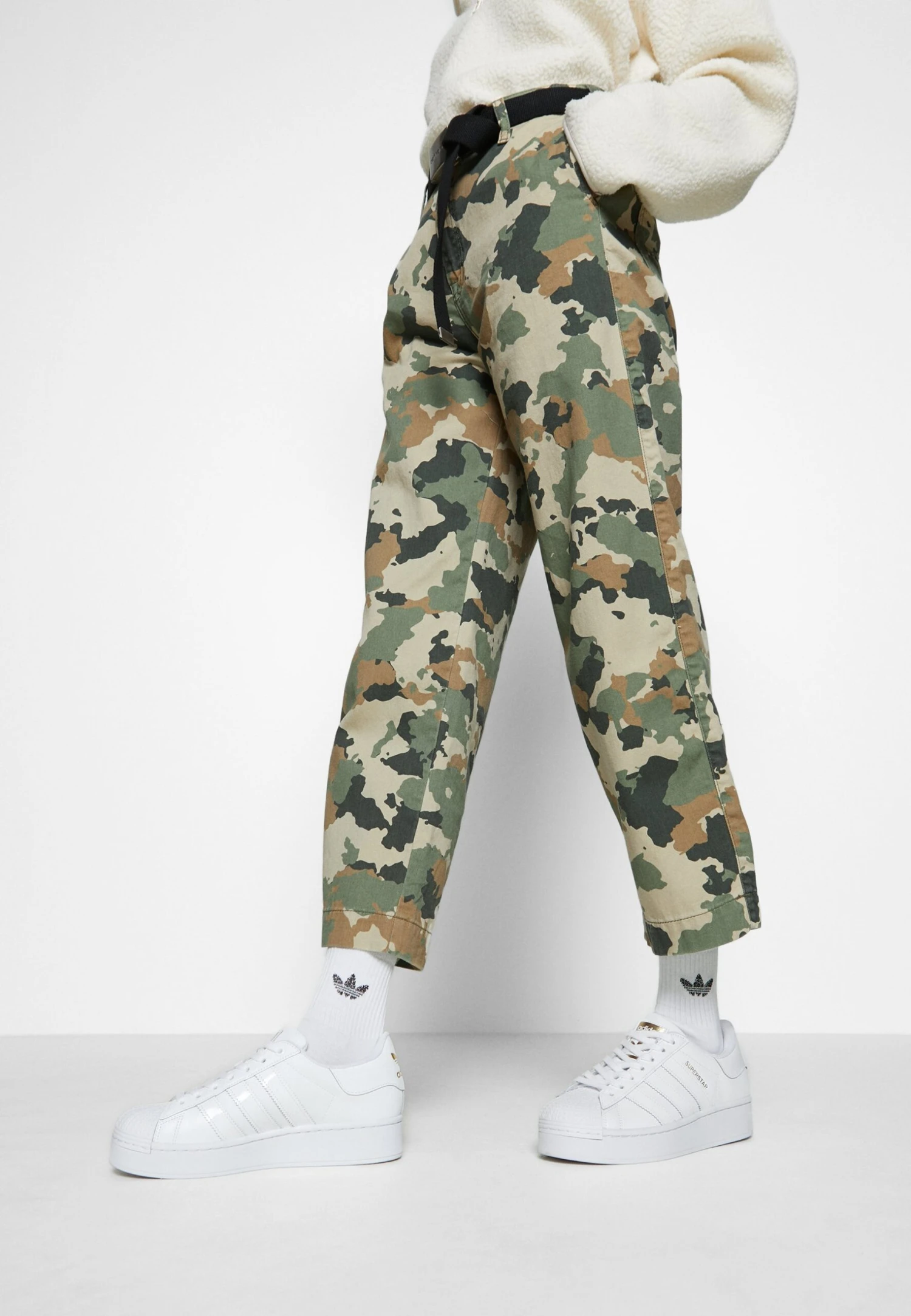 Adidas Originals Superstar BoldSneakers BasseFootwear White/Gold Metallic Donna Scarpe AD111A0ZE-A12 1 Adidas Originals Superstar BoldSneakers BasseFootwear White/Gold Metallic Donna Scarpe AD111A0ZE-A12