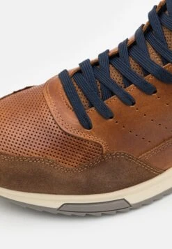 Bullboxer Stivaletti StringatiCognac Uomo Stivaletti/Stivali BU212N015-O11 11 Bullboxer Stivaletti StringatiCognac Uomo Stivaletti/Stivali BU212N015-O11 -Chic Scarpe Negozio 9ec5a54836aa48c2a2743d2a267a726c